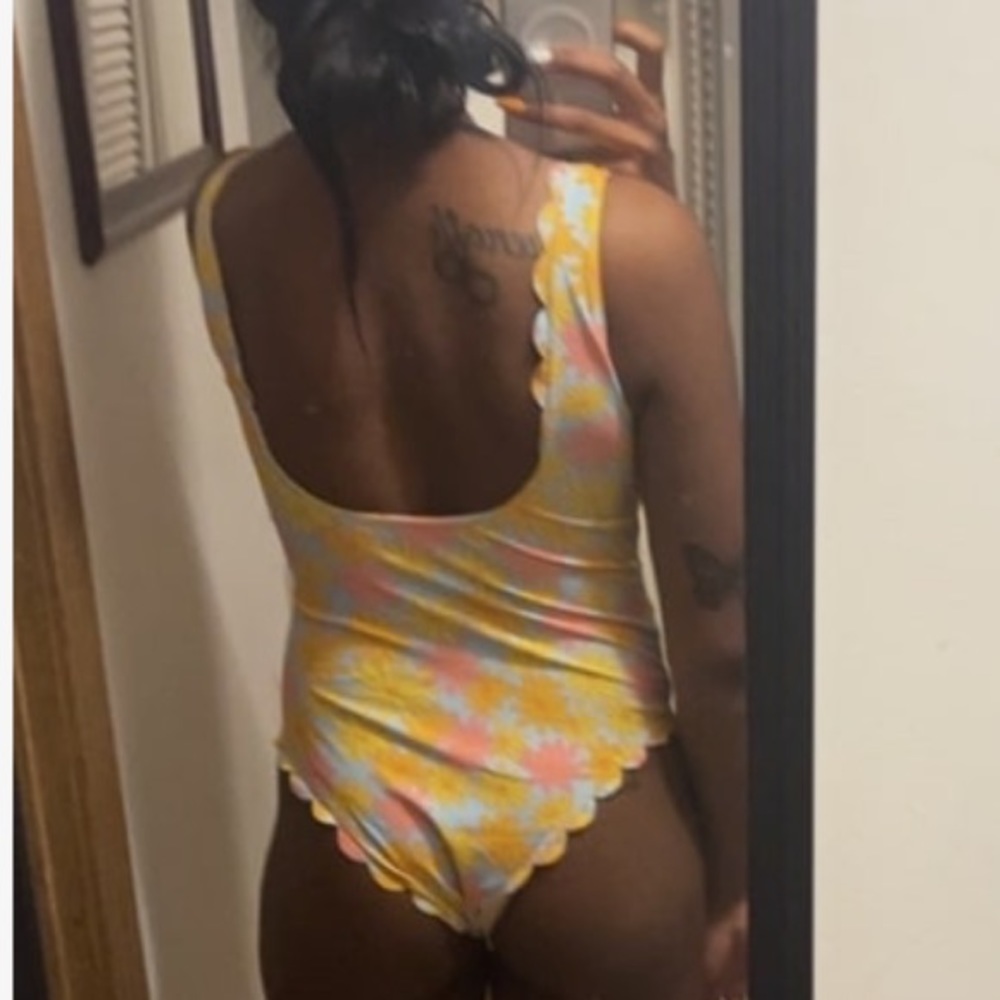 Multicolor Blue Yellow Retro Floral Scallop Hem One Piece Lined Swimsuit New - Picture 5 of 13